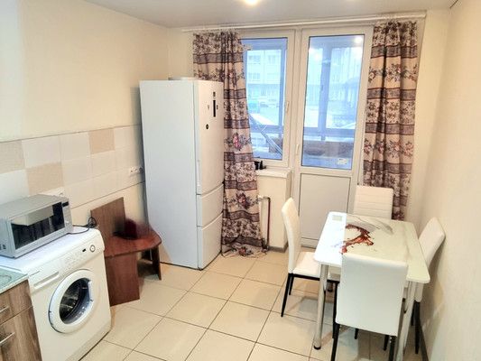 Сдам двухкомнатную (2-комн.) квартиру, Горького ул, 79к22, Королев г