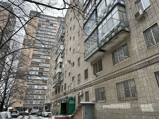 Продам трехкомнатную (3-комн.) квартиру, Пановой ул, 32, Ростов-на-Дону г
