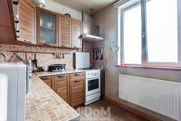 Продам двухкомнатную (2-комн.) квартиру, Загребский б-р, 31к1 стр 1, Санкт-Петербург г