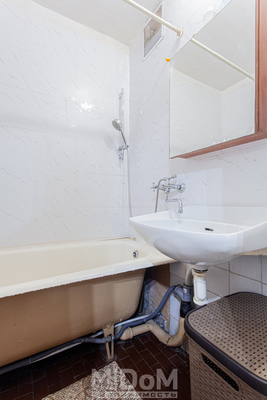 Продам двухкомнатную (2-комн.) квартиру, Загребский б-р, 31к1 стр 1, Санкт-Петербург г