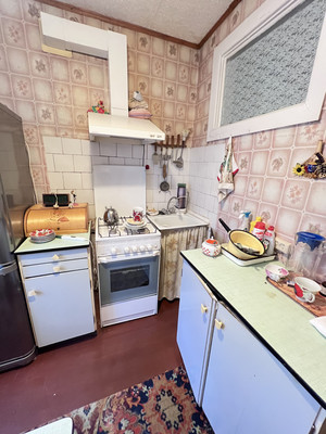 Продам двухкомнатную (2-комн.) квартиру, Радищева ул, 14, Иваново г