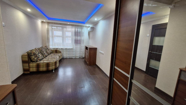 Продам однокомнатную (1-комн.) квартиру, Ихтиманская (Климовск мкр.) ул, 3, Подольск г