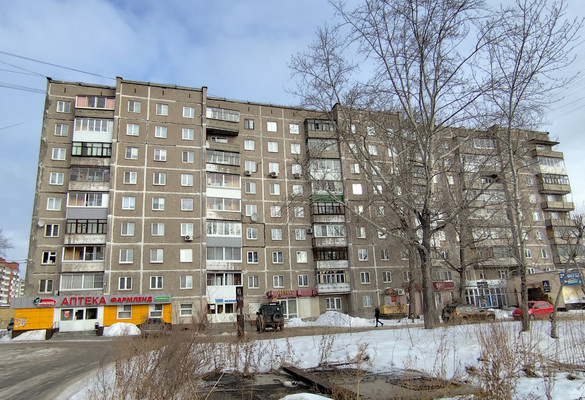 Продам двухкомнатную (2-комн.) квартиру, Вагоностроителей пр-кт, 59, Нижний Тагил г