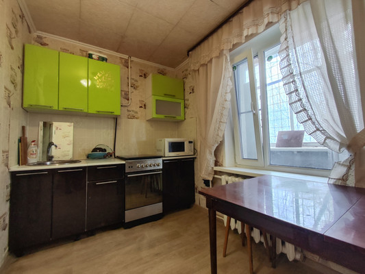 Продам однокомнатную (1-комн.) квартиру, Загородная ул, 10, Рязань г