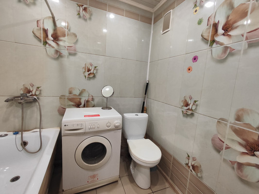 Продам однокомнатную (1-комн.) квартиру, Загородная ул, 10, Рязань г