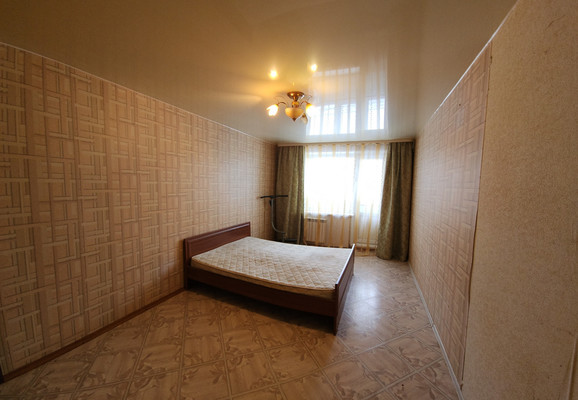 Продам трехкомнатную (3-комн.) квартиру, 6, Торосово д