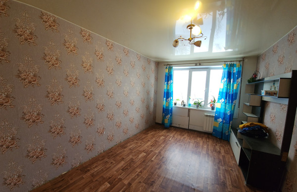 Продам трехкомнатную (3-комн.) квартиру, 6, Торосово д