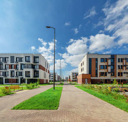 Продам трехкомнатную (3-комн.) , Лесная ул, 1к1, Яковлево д