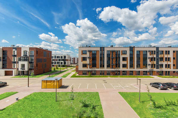 Продам трехкомнатную (3-комн.) , Лесная ул, 1к1, Яковлево д