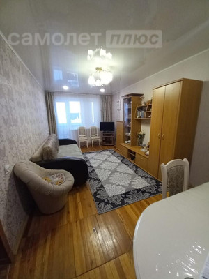 Продам трехкомнатную (3-комн.) квартиру, Гагарина ул, 8А, Семеновка с
