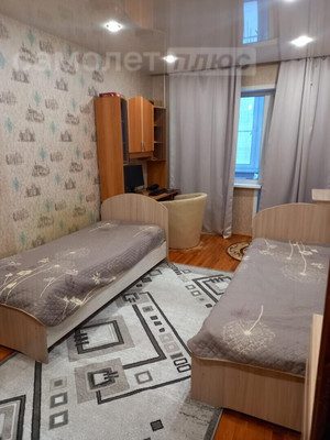 Продам трехкомнатную (3-комн.) квартиру, Гагарина ул, 8А, Семеновка с