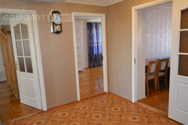 Продам трехкомнатную (3-комн.) квартиру, Чавайна б-р, 43, Йошкар-Ола г