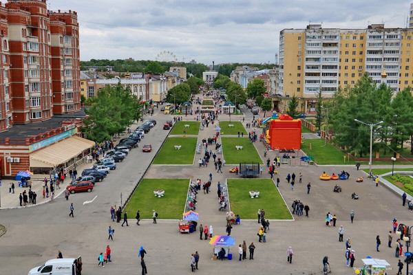 Продам трехкомнатную (3-комн.) квартиру, Чавайна б-р, 43, Йошкар-Ола г