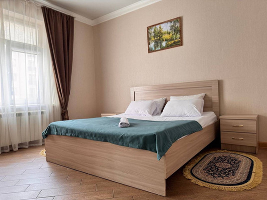 Продам трехкомнатную (3-комн.) квартиру, Эльбрусская ул, 19, Нальчик г