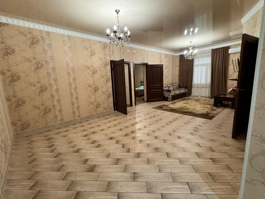 Продам трехкомнатную (3-комн.) квартиру, Эльбрусская ул, 19, Нальчик г