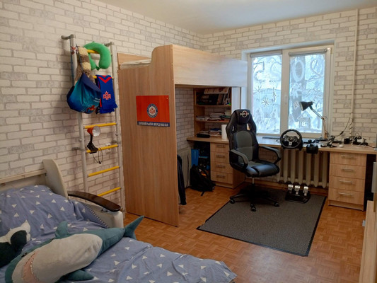 Продам двухкомнатную (2-комн.) квартиру, Гатчинское ш, 60к2, Красное Село г