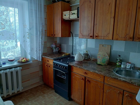 Продам двухкомнатную (2-комн.) квартиру, Гатчинское ш, 60к2, Красное Село г