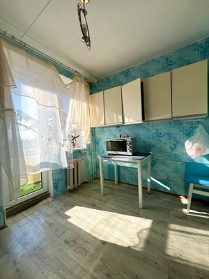 Продам двухкомнатную (2-комн.) квартиру, Генерала Жидилова ул, 38, Севастополь г