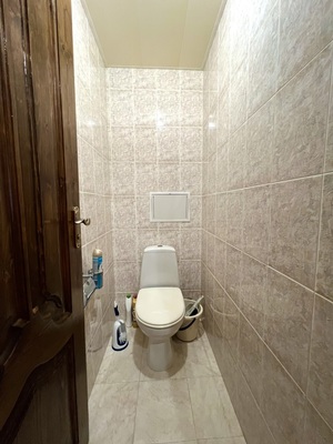 Продам трехкомнатную (3-комн.) квартиру, Александра Косарева ул, 2, Севастополь г