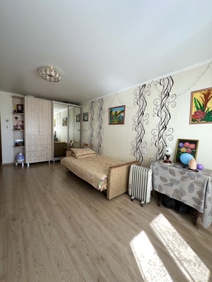 Продам однокомнатную (1-комн.) квартиру, Колобова ул, 21, Севастополь г