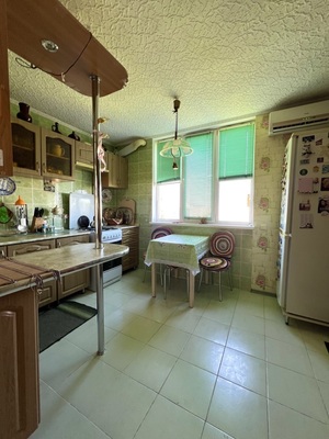 Продам однокомнатную (1-комн.) квартиру, Колобова ул, 21, Севастополь г