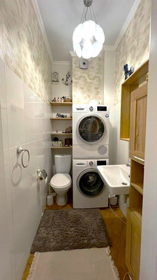 Продам трехкомнатную (3-комн.) квартиру, Курортная ул, 87, Калининград г