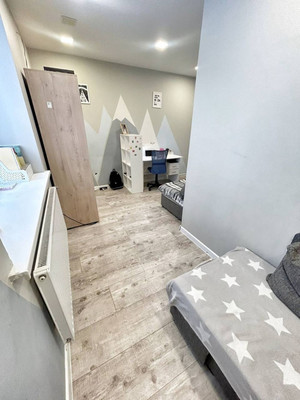 Продам двухкомнатную (2-комн.) квартиру, Старокубанская ул, 137/1к1, Краснодар г