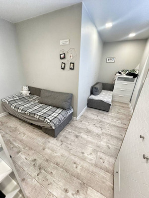 Продам двухкомнатную (2-комн.) квартиру, Старокубанская ул, 137/1к1, Краснодар г