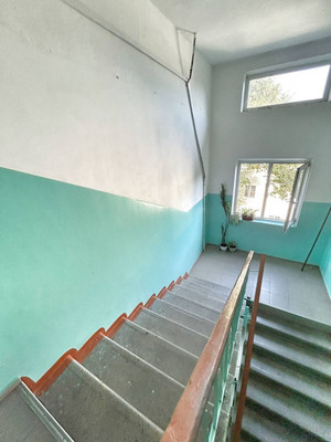 Продам однокомнатную (1-комн.) квартиру, Станкостроительная ул, 10, Краснодар г