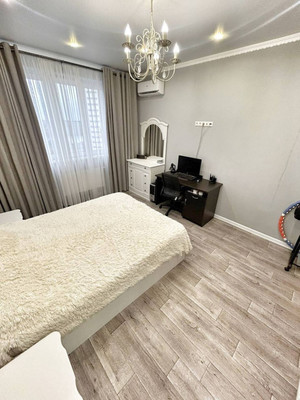 Продам трехкомнатную (3-комн.) квартиру, Старокубанская ул, 2/23к2, Краснодар г