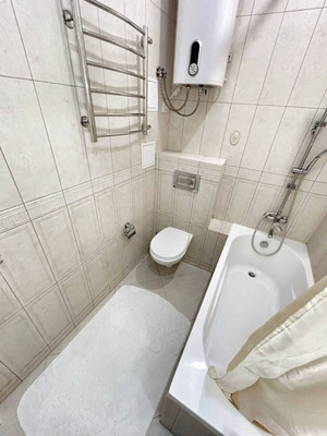 Продам трехкомнатную (3-комн.) квартиру, Старокубанская ул, 2/23к2, Краснодар г