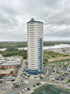 Продам трехкомнатную (3-комн.) квартиру, Старокубанская ул, 2/23к2, Краснодар г