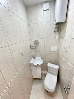 Продам трехкомнатную (3-комн.) квартиру, Старокубанская ул, 2/23к2, Краснодар г