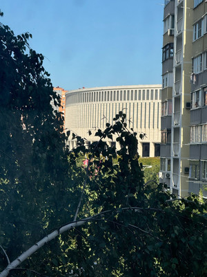 Продам трехкомнатную (3-комн.) квартиру, Школьная ул, 19/1, Краснодар г