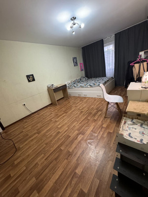 Продам двухкомнатную (2-комн.) квартиру, Черкасская ул, 72, Краснодар г