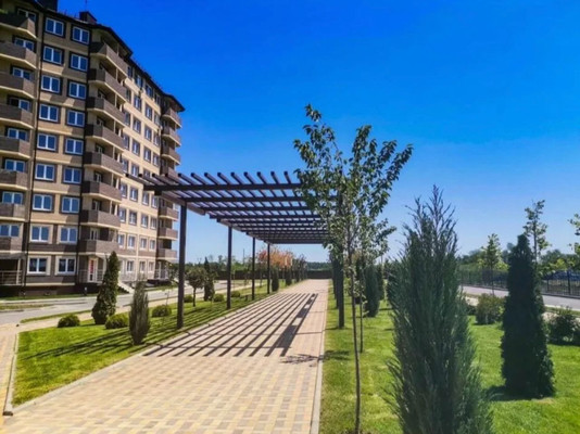 Продам двухкомнатную (2-комн.) квартиру, им. лётчика Позднякова ул, 2к2к3, Краснодар г