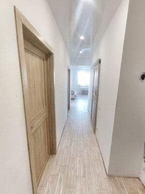 Продам двухкомнатную (2-комн.) квартиру, 1-й Верхний проезд, 6, Краснодар г
