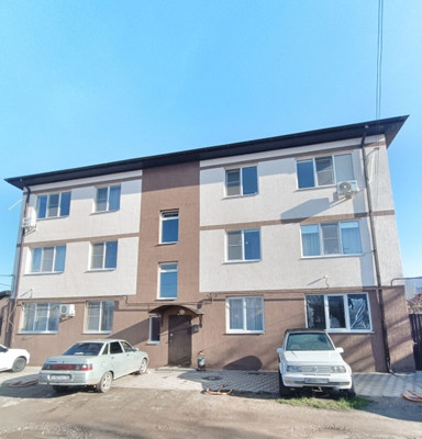 Продам двухкомнатную (2-комн.) квартиру, 1-й Верхний проезд, 6, Краснодар г