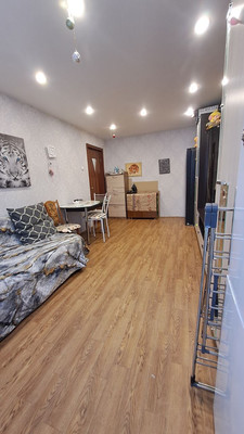Продам трехкомнатную (3-комн.) квартиру, Новоселов ул, 3, Сыктывкар г