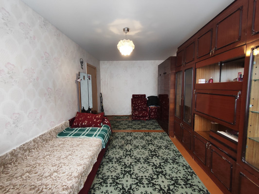 Продам однокомнатную (1-комн.) квартиру, Попова пл, 6/6, Рязань г