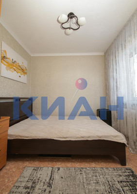 Продам трехкомнатную (3-комн.) квартиру, Ульяновский пр-кт, 8, Красноярск г