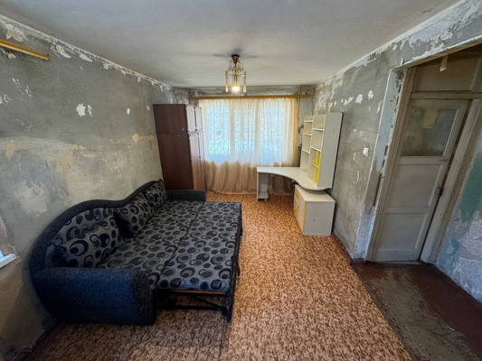 Продам однокомнатную (1-комн.) квартиру, Октябрьский пр-кт, 12, Комсомольск-на-Амуре г