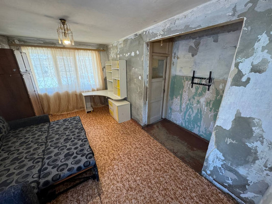 Продам однокомнатную (1-комн.) квартиру, Октябрьский пр-кт, 12, Комсомольск-на-Амуре г