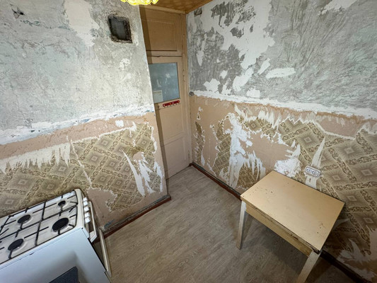 Продам однокомнатную (1-комн.) квартиру, Октябрьский пр-кт, 12, Комсомольск-на-Амуре г