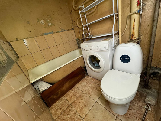 Продам однокомнатную (1-комн.) квартиру, Октябрьский пр-кт, 12, Комсомольск-на-Амуре г