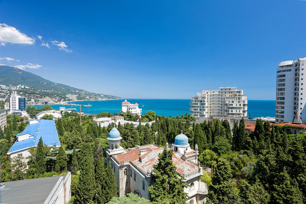 Продам трехкомнатную (3-комн.) квартиру, Володарского ул, 9, Ялта г