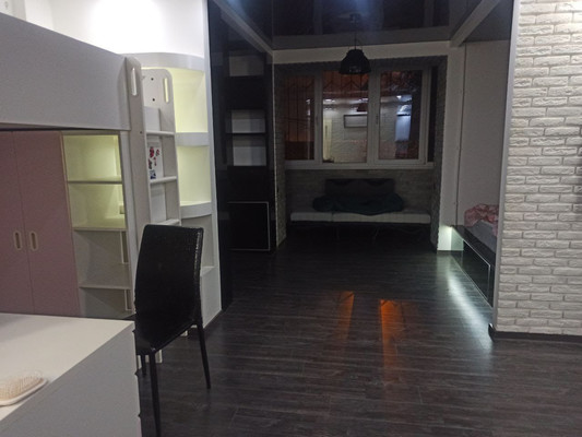 Продам однокомнатную (1-комн.) квартиру, Большевика Попова ул, 10, Грэсовский пгт