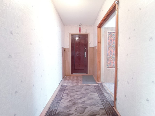 Продам двухкомнатную (2-комн.) квартиру, Строителей ул, 33а, Новомичуринск г