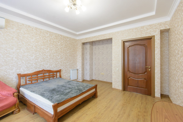 Продам двухкомнатную (2-комн.) квартиру, Извилистая ул, 11/1, Ростов-на-Дону г