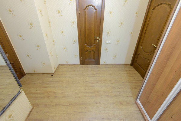 Продам двухкомнатную (2-комн.) квартиру, Извилистая ул, 11/1, Ростов-на-Дону г